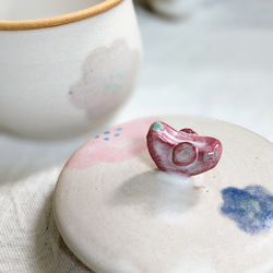 赤い鳥とお花の蓋物 4枚目の画像