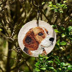 キーホルダー 犬 刺繍 チャーム 動物 愛犬 ビーグル 牧羊犬 プレゼント ギフト  両面 ストラップ or-013 1枚目の画像