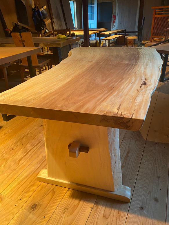 栃一枚板テーブル　オーダーメイド 