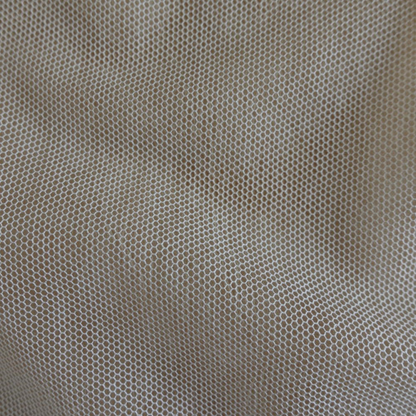 綿チュール　六角　オフ白　150ｃｍ幅 1枚目の画像