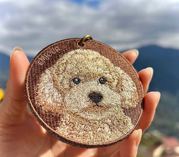 キーホルダー 犬 刺繍 母の日ギフト チャーム 動物 愛犬 プードル プレゼント ギフト 両面 ストラップ or-052 1枚目の画像