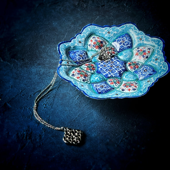 ペルシャのエナメル皿　ジュエリートレイ　飾り皿　Φ11ｃｍ【ミーナーカーリー010-030】 10枚目の画像