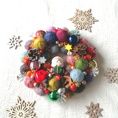カラフルでにっこり☆毛糸玉のクリスマスリース（小） ニットリース