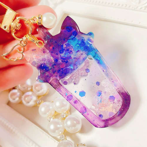 にゃんカフェ夜空◇シャカシャカキーホルダー シェイカー レジン ねこ