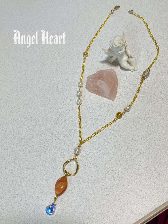 新作！～Angel　Heart～　天然石　水晶とムーンストーン イエローアクアオーラ などのネックレス　GOLD 1枚目の画像