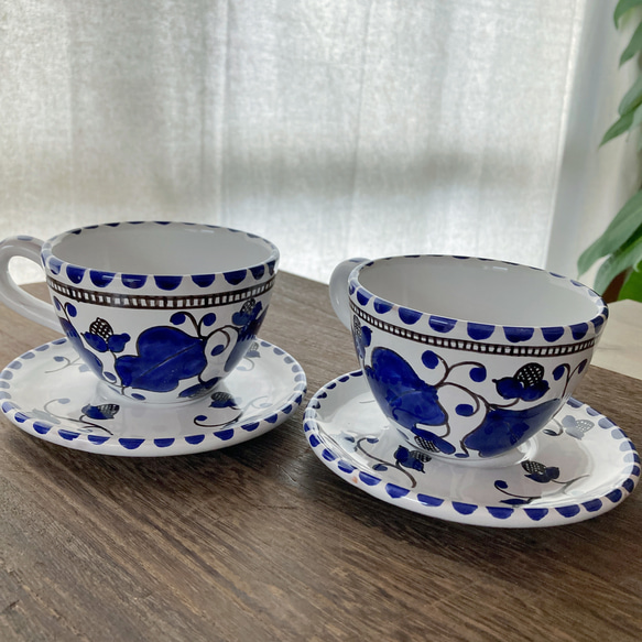 ティーカップ ＆ソーサーマヨリカ焼き イタリア陶器 青い陶器 コーヒーカップ TAZ021 1枚目の画像