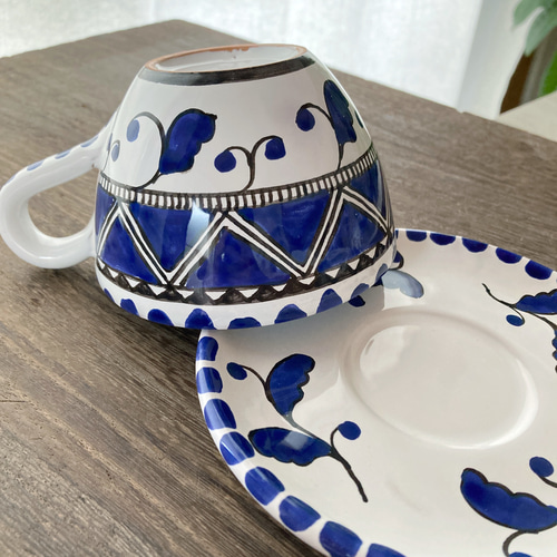 ティーカップ＆ソーサーマヨリカ焼き イタリア陶器 青い陶器 コーヒー