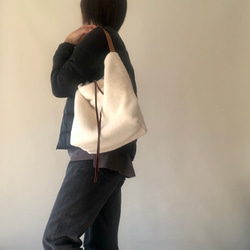 【冬のかばん】ワンハンドルフリースBAG☆彡もこもこ 5枚目の画像