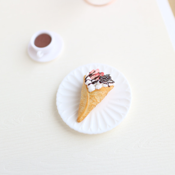 草莓巧克力醬可麗餅 B 耳環 吊飾 單支 甜點飾品 娃用 黏土人 第7張的照片