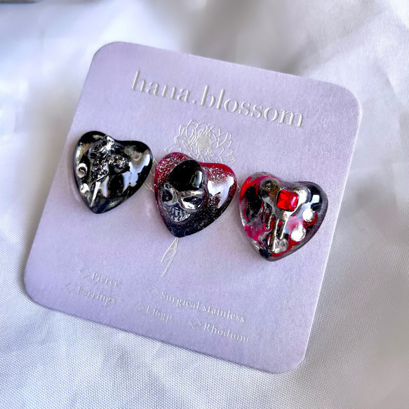 glass heart 3way skull black Earrings 4枚目の画像
