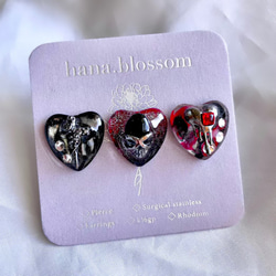 glass heart 3way skull black Earrings 1枚目の画像