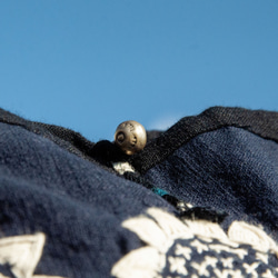 手縫い純綿サイドバックパック/刺繍クロスボディバッグ/刺繍ショルダーバッグ/インディゴ 手縫い藍染バッグ-フラワー クリスマス 11枚目の画像