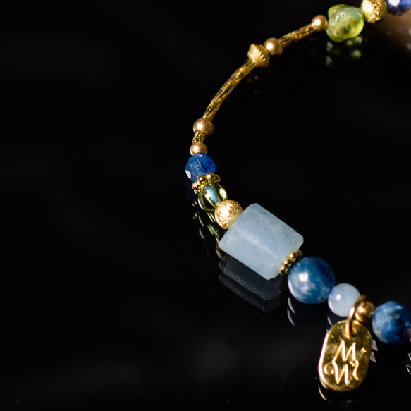 藍鼠尾花園 // C1278藍晶海藍寶黃銅手鍊 第10張的照片