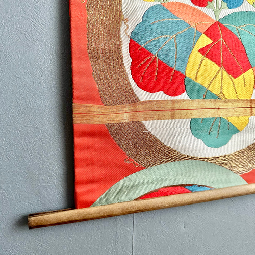 帯のタペストリー アンティーク 桐と鳳凰 着物リメイク インテリア