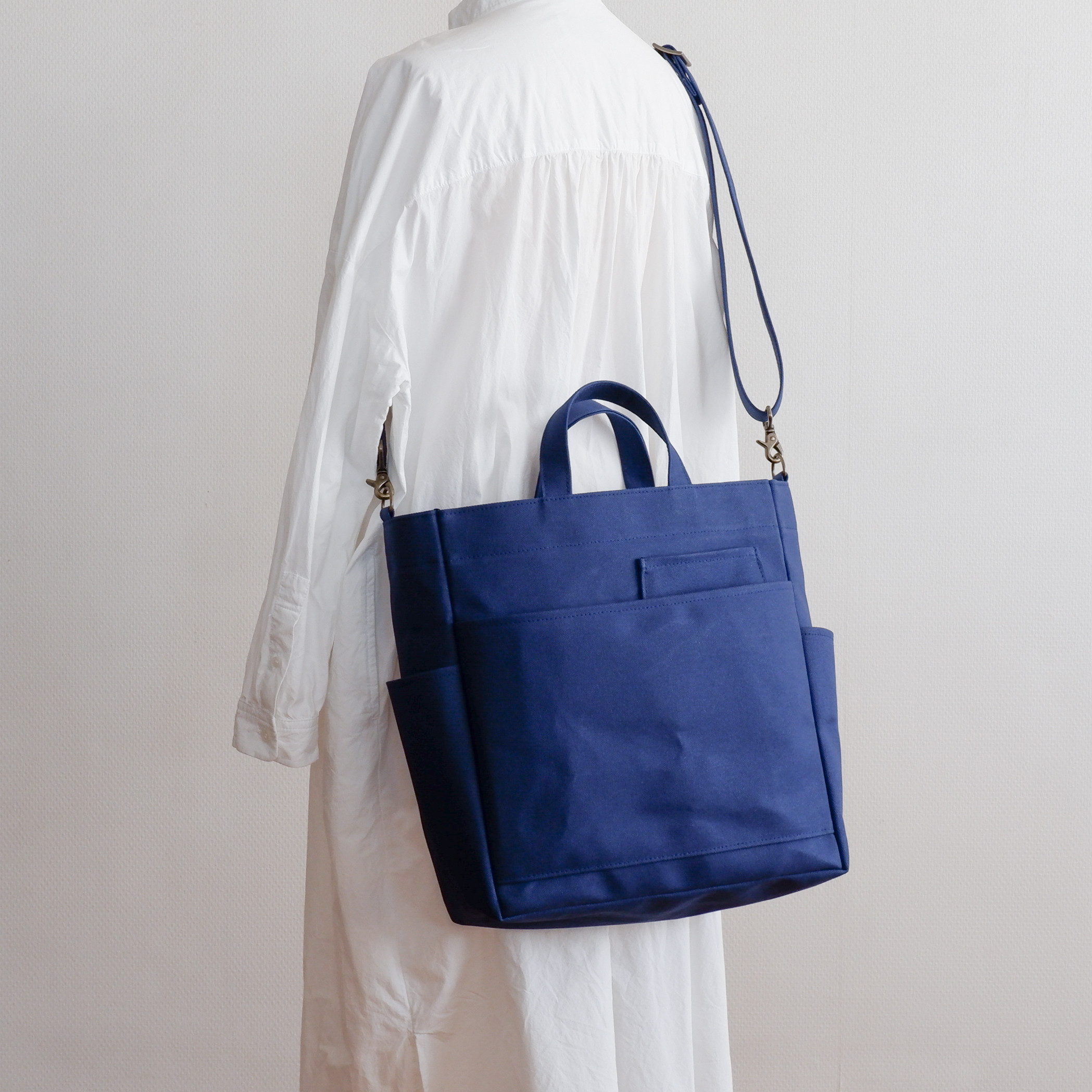 ダブルポケット2wayトート 紺 / 8号帆布 10,728円