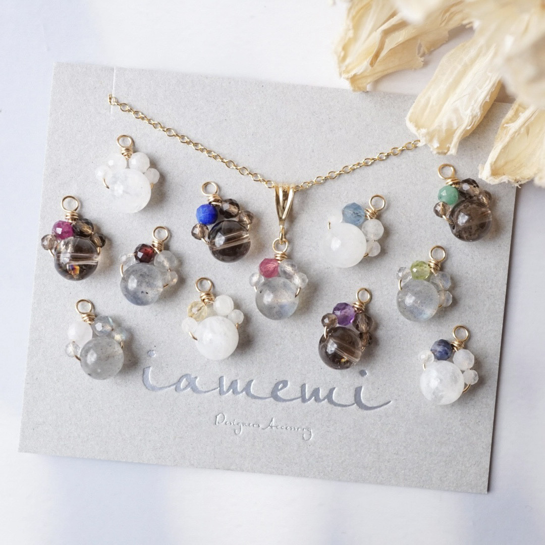 【選べる誕生石】肉球 14kgf ネックレス 犬 猫 ペット 天然石 樹脂 ノンホール アレルギー対応 推し活 メンカラ 4,488円