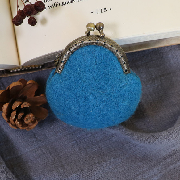 【羊毛氈】迷你口金包-小蘑菇系列-藍色調 第5張的照片