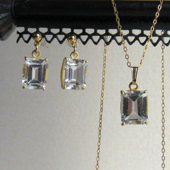 宝石質ブラジル産ホワイトトパーズのひと粒ピアス