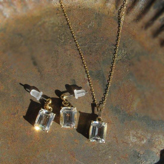 宝石質ブラジル産ホワイトトパーズのひと粒ピアス