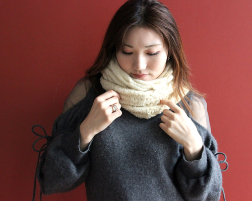 手編みキット】 3種の糸で編むスヌード(2023) (glittknit-13 手編みキット】 3種の糸で編むスヌード(2023) (glittknit-13