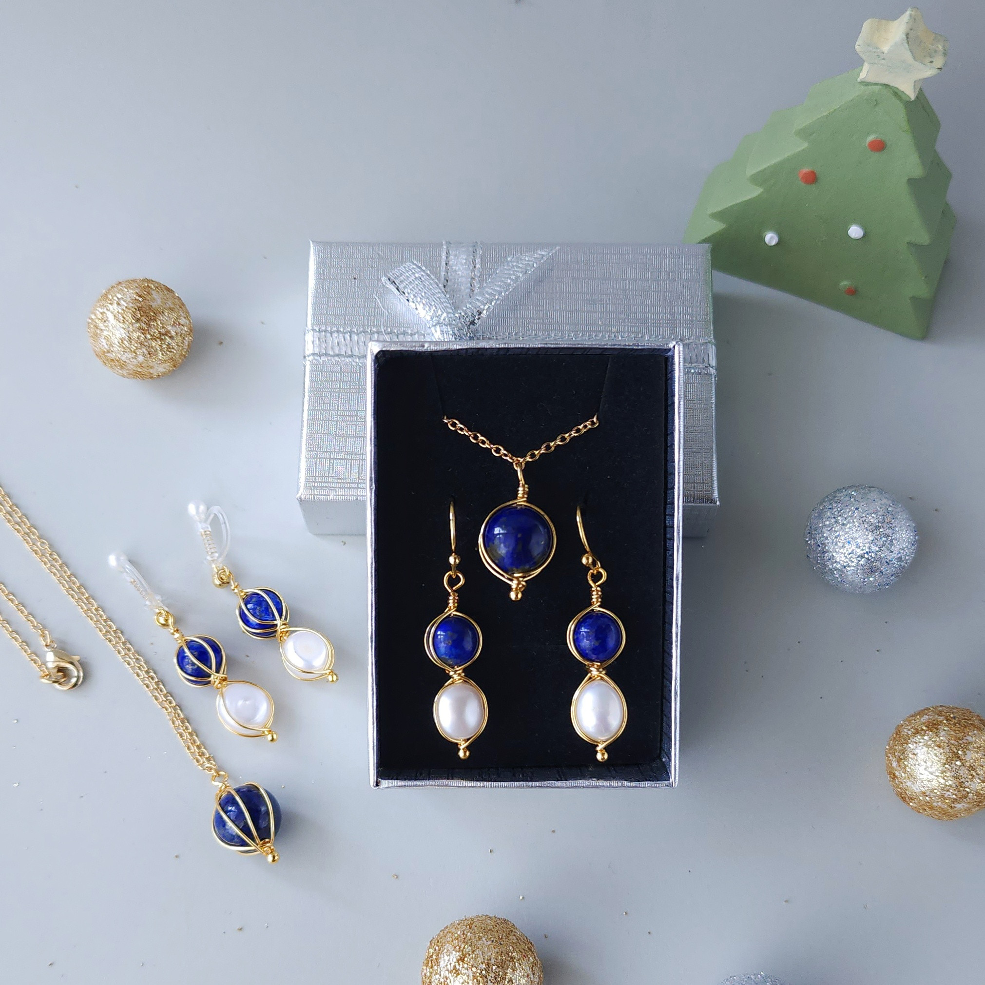 two face✨ クリスマスコフレ2点set ラピスラズリ 淡水パール ピアス ネックレス