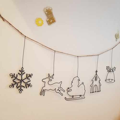 クリスマス装飾　お正月装飾　　ワイヤーアート 早割実施中／ ワイヤーアート 壁飾り 【 サンタ & トナカイ