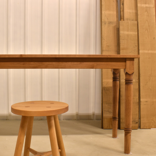 ろくろ脚　テーブル アルダー無垢材 w1500 」 ろくろ脚 long table 机・デスク