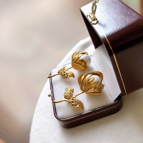 ✽ 雪アザミ ✽.｡.:* ヴィンテージ イヤリング【ピアスに変更可