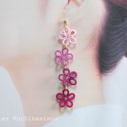[訂做] 梭織蕾絲花朵耳環&lt;哥德粉紅&gt; 第4張的照片