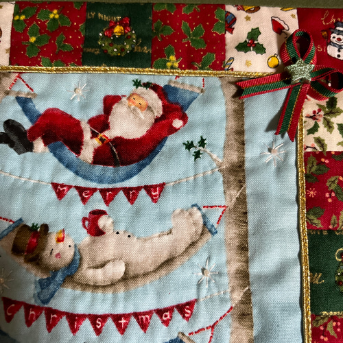 クリスマスタペストリー、パッチワーククリスマスタペストリー