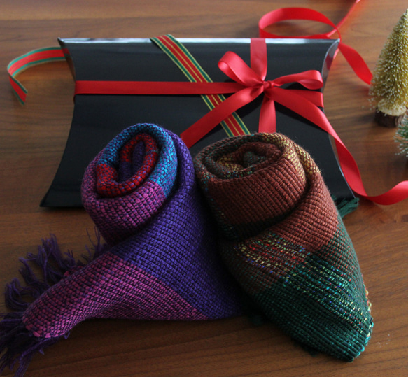 ☆Xmas限定Boxペアマフラー☆お得なウール手織りマフラー2点セットB  