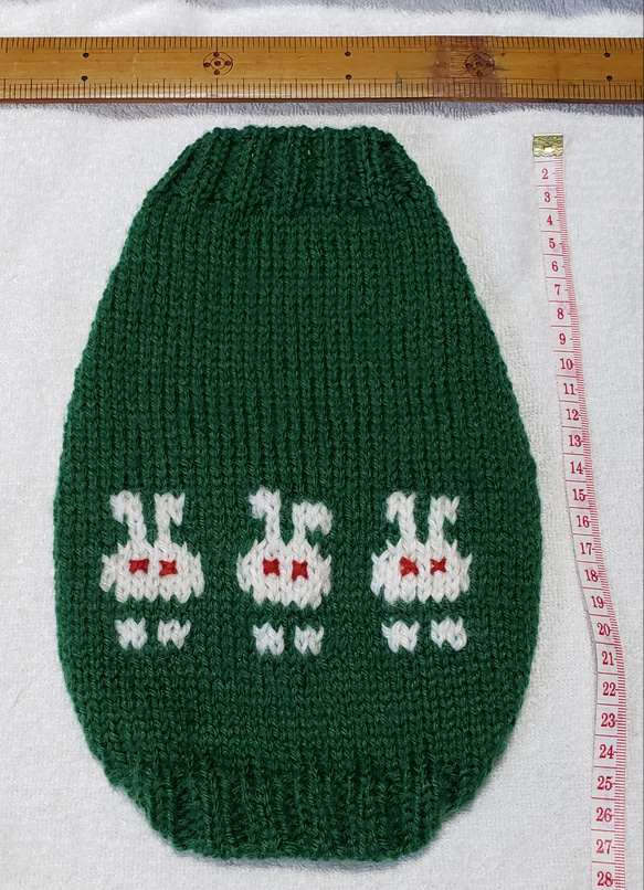 〈お年玉セール〉下記より2割引❤️犬用　手編み　三匹のウサギ模様編みセーター 3枚目の画像