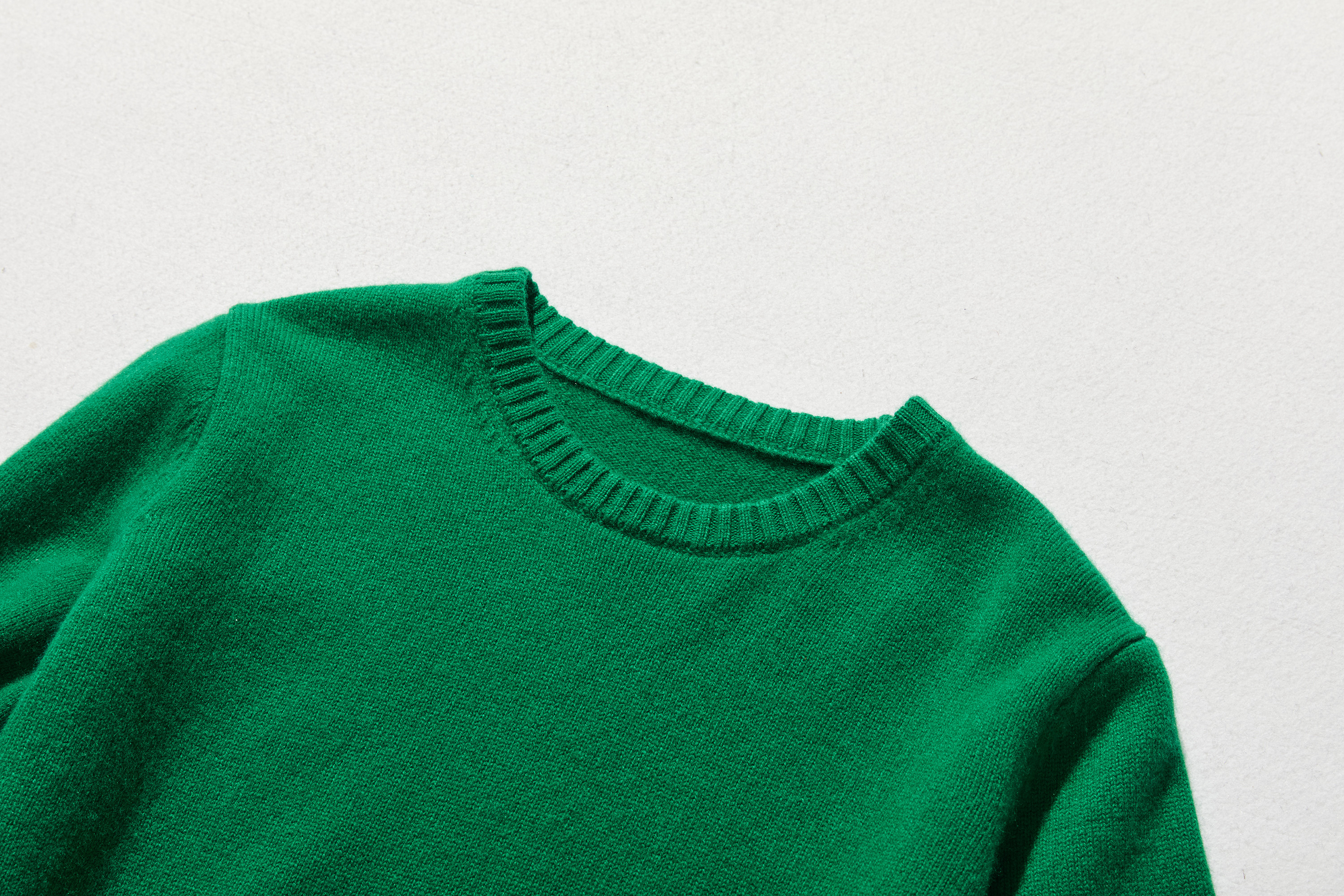 毎日だって着たくなる メリノウールを100％使用セーター　プルオーバー　グリーン　231102-4