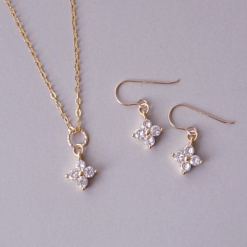 Creema限定セット】 14kgf ゴールド×ジルコニアのネックレス&ピアスor