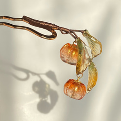 キラキラ秋柿のUピンかんざし 2枚目の画像