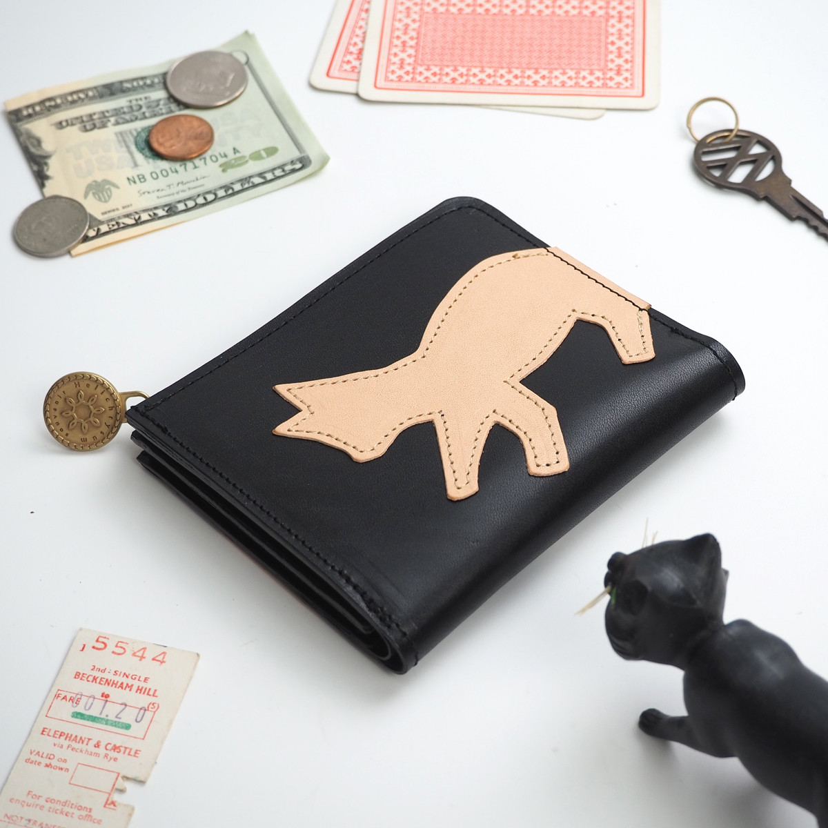 最安挑戦！ パッチワークデザイン コンパクト財布＆黒パンツ バッグ