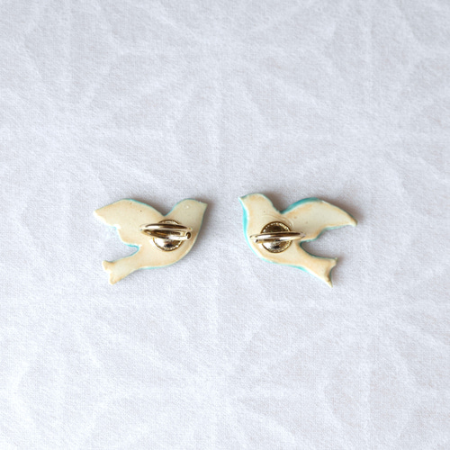 青い鳥 イヤーカフ 2個セット 】 陶器 おしゃれ 贈り物 鳥 小鳥