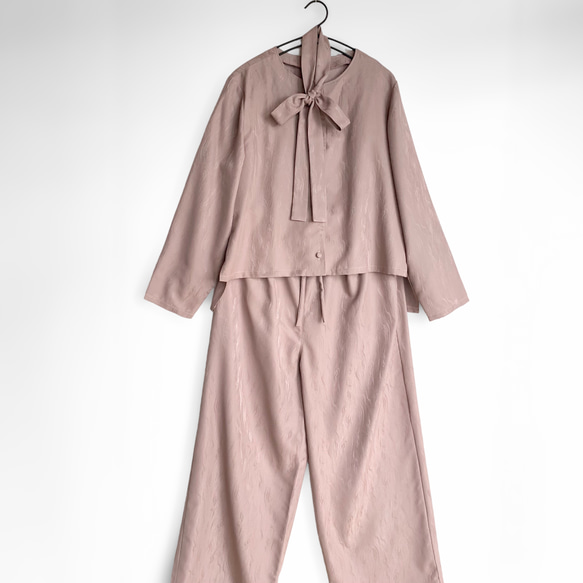 ブラウス　ワイドパンツ　セットアップ【送料無料】ボウタイ付き　着物リメイク　ピンク 1枚目の画像