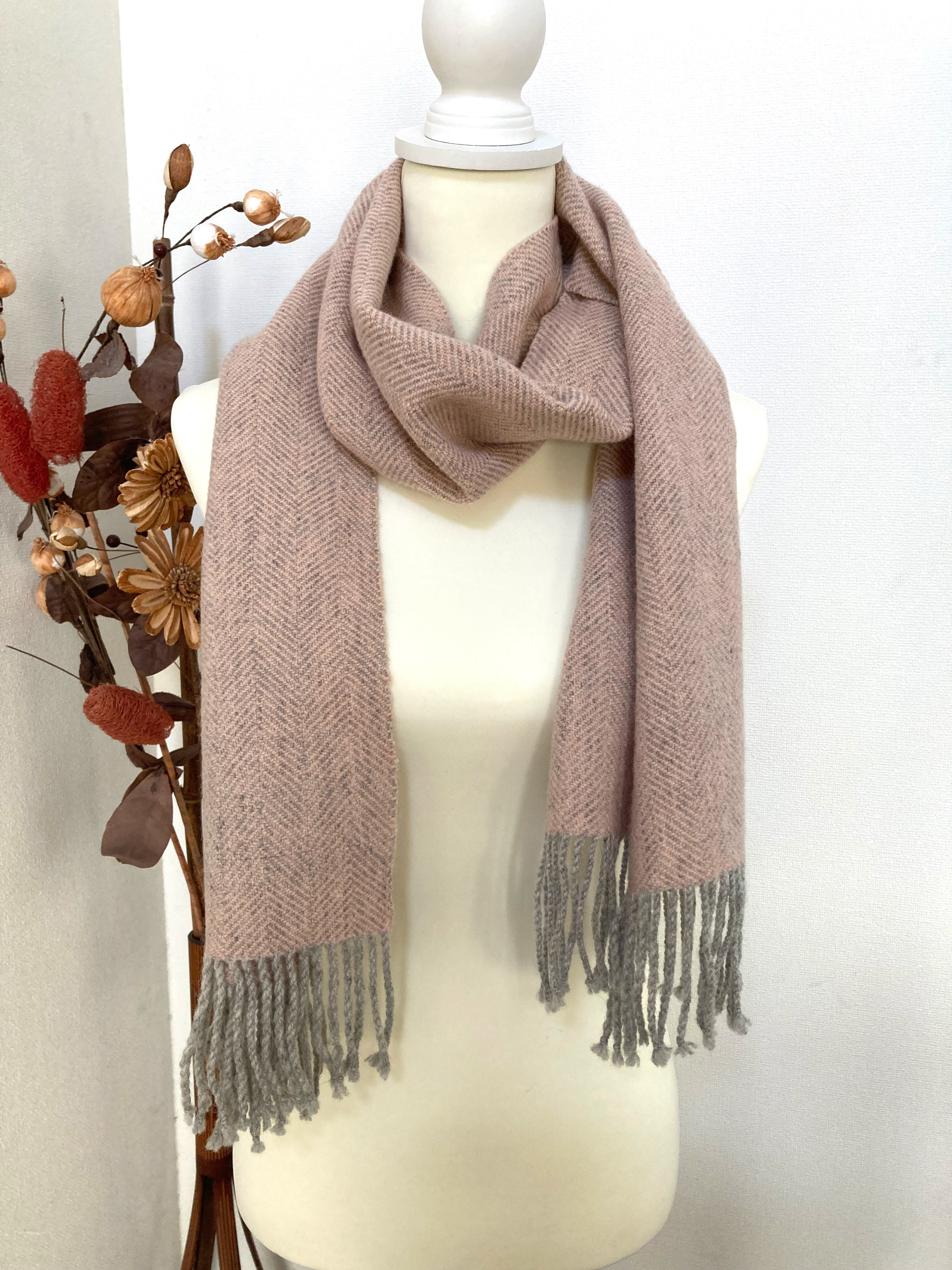 [9]Ｒ&Ｒラムウールの杉綾マフラー　　秋桜