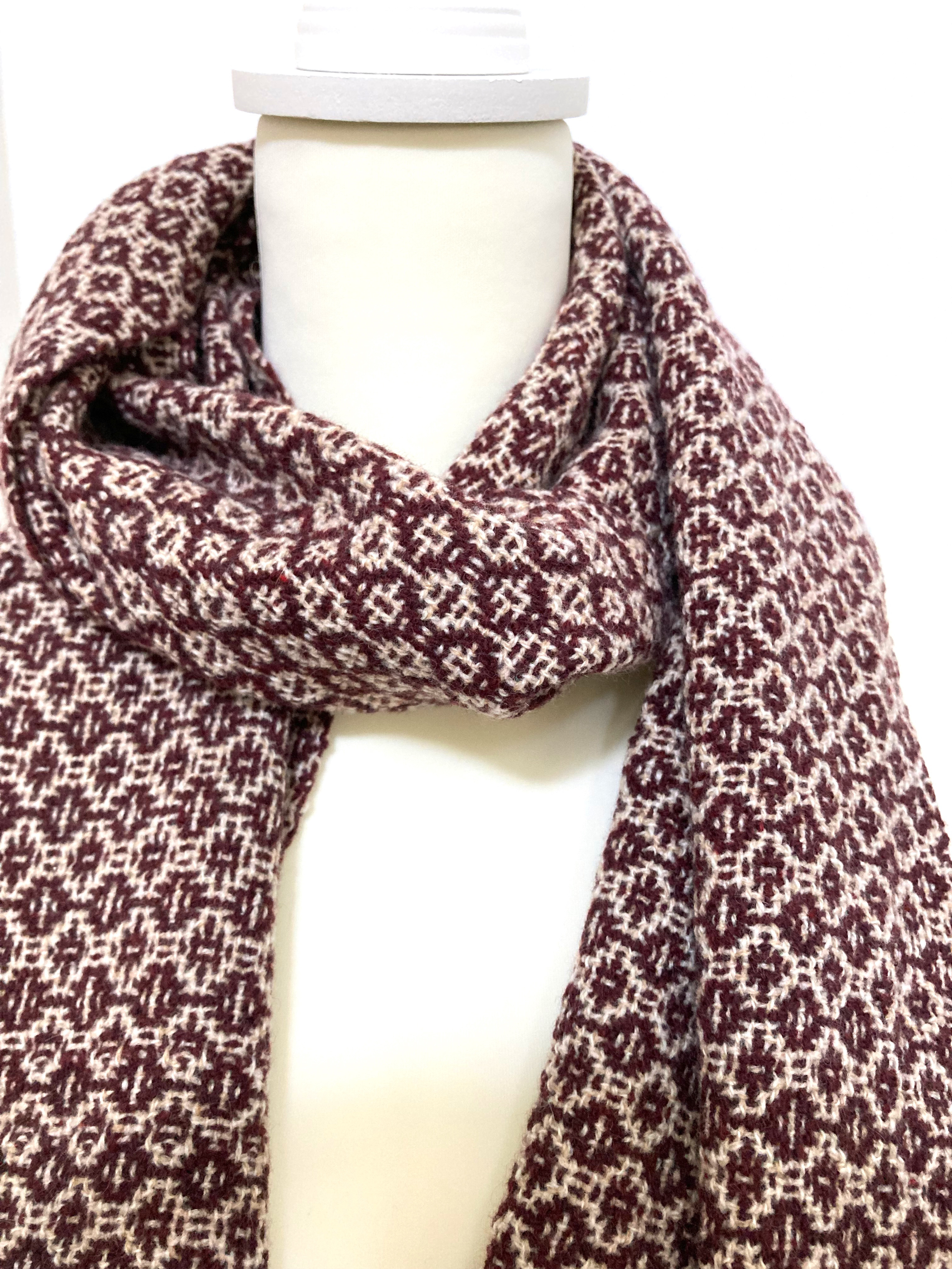 [19]Ｒ＆Ｒカシミアウールのシャドーウィーブ織りのマフラー　　　えんじ小豆