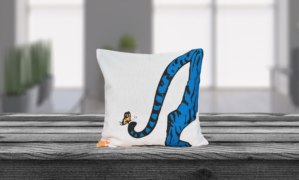 森のクッション blue tiger's butt design -ヒノキの香り-