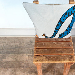 森林抱枕 藍色虎屁股圖案 - 檜木香 - 第3張的照片