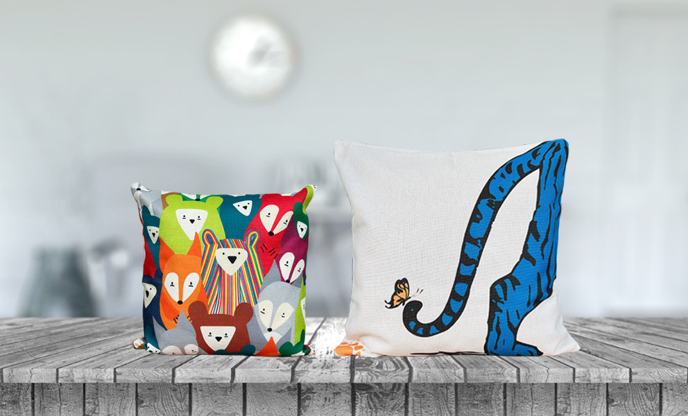 森のクッション blue tiger's butt design -ヒノキの香り-