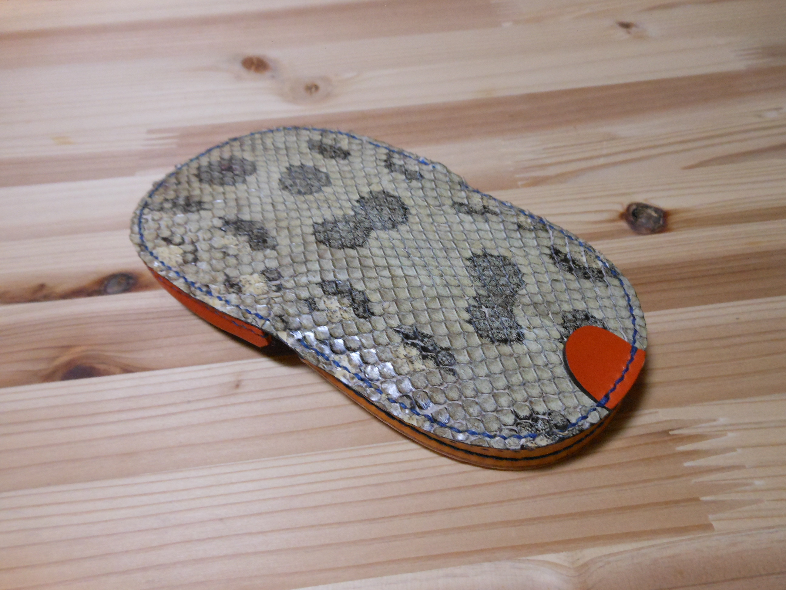 馬蹄型コインケース、蛇_アナコンダ