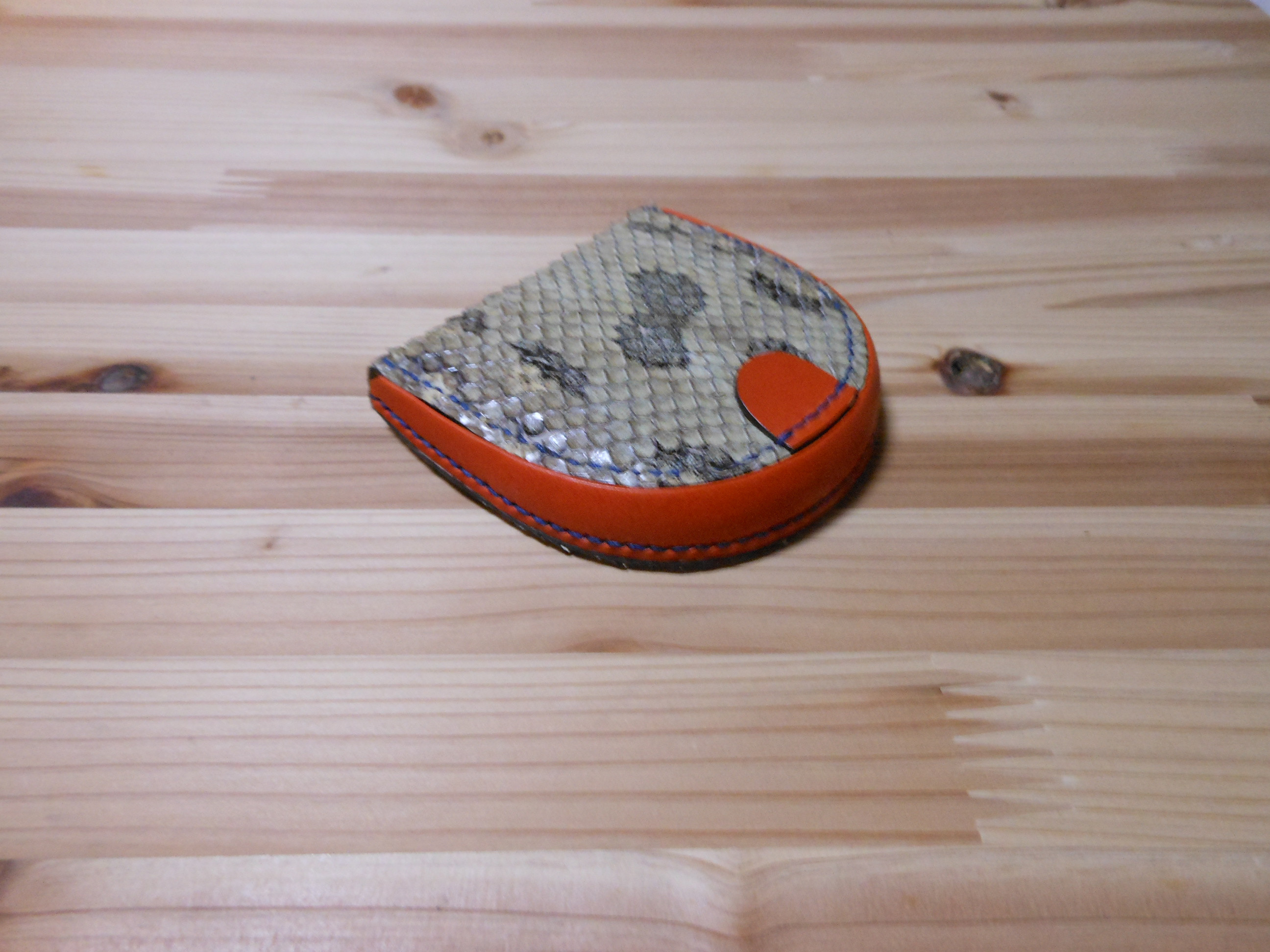 馬蹄型コインケース、蛇_アナコンダ