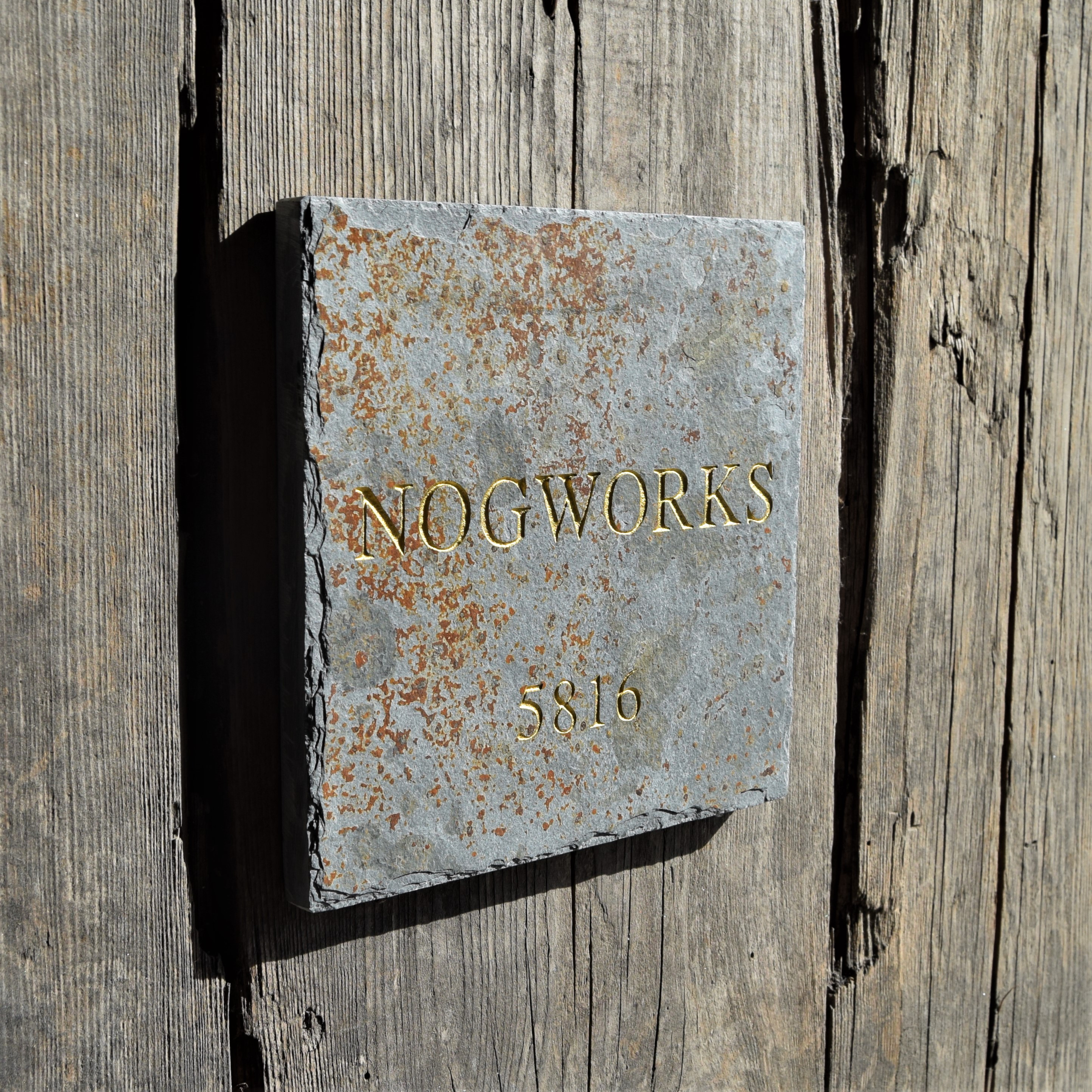 マルチカラースレート表札【148㎜×148㎜】