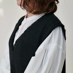 【ふんわり軽いVツイードライクベスト】裏地付き フリンジ 金ボタン　フォーマル　ブラック　再販 8枚目の画像