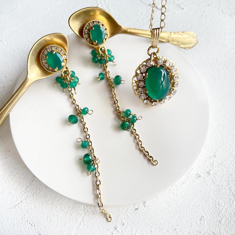 グリーン オニキス ロング チェーン イヤリング ゴールド グリーン オニキス ビジュー 天然石 イヤリング 14KGF