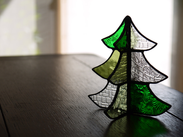 【m様専用オーダーページ】ステンドグラス　クリスマスツリー　a（ミックスカラー） 3枚目の画像