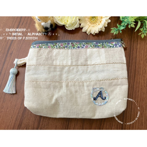 sale⋈イニシャル手刺繍入⚘麻と綿のパッチワークポーチ✩レトロ柄✩一 